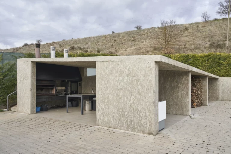 Barbacoa para eventos y reuniones en el Merendero de Burgos